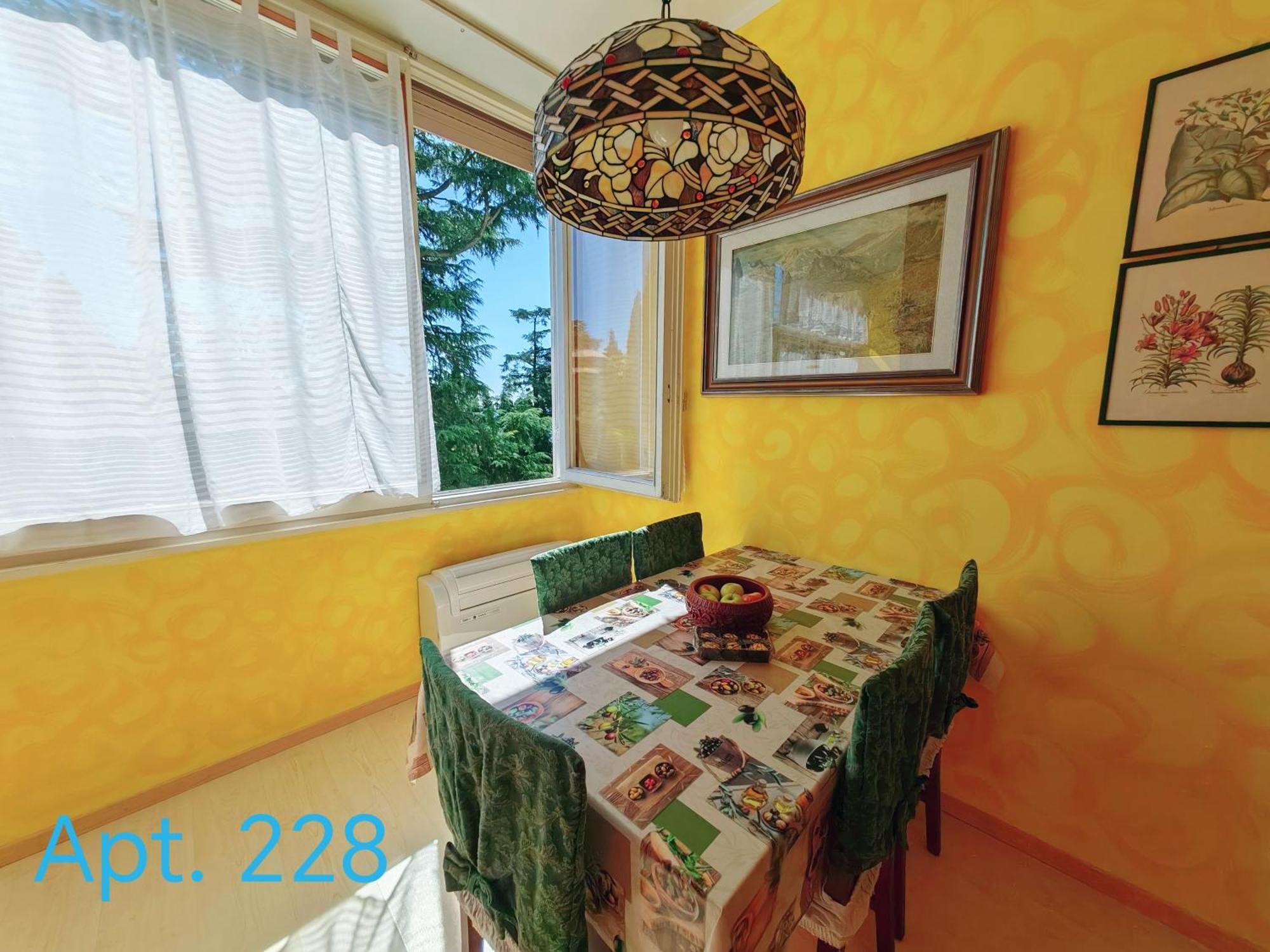 Garda Apartments In Euroresidence エクステリア 写真
